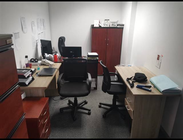 87M² BUSINESS FOR SALE IN UMHLANGA CENTRAL